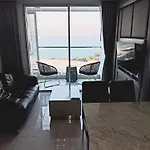 Luxury Beachfront Apartment Sea View